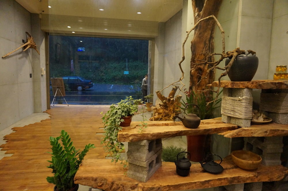日月潭山慕藝旅 Sun Moon Inn Yuchi Bagian luar foto